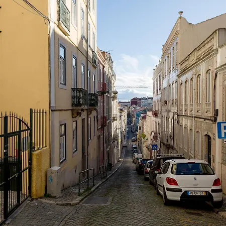 Rua Da Senhora Da Gloria 142 Rc Daire Lisboa