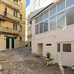 Rua Da Senhora Da Gloria 142 Rc Lisboa